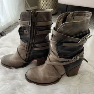 Free Bird Baker boots in mint condition